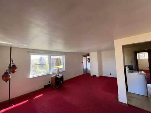 1210 5th Ave, Monongahela, PA 15063-1806