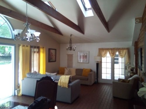 984 Union Valley Rd, West Milford NJ  07480-1230 exterior
