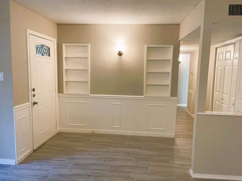 614 Jeff Davis Dr, Richmond TX  77469-5704 exterior