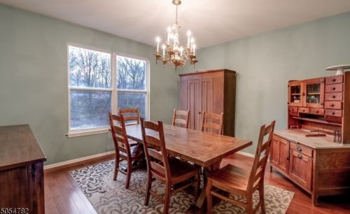 9 Gleim Rd, White House Station, NJ 08889-3690