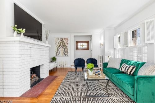 645 Raymond St, Westfield NJ  07090-2451 exterior