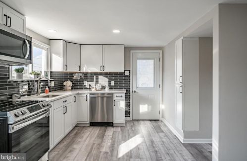 160 Metka Rd, Collegeville PA  19473-1632 exterior