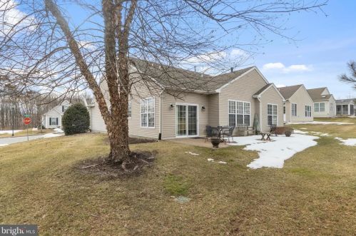 1650 Village Ave, Boothwyn, PA 19060-6806