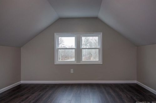 327 Burnham Hwy, Norwich CT  06351-3149 exterior