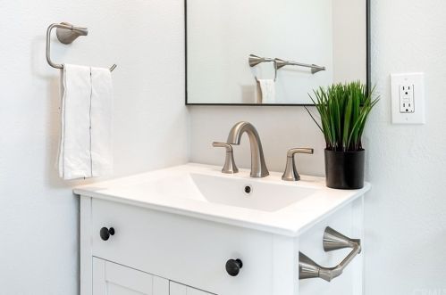 9746 Chestnut St, Lakeside CA  92040-4202 exterior