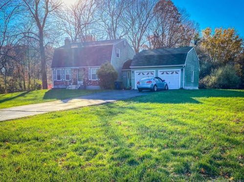 604 Kensington Rd, Kensington, CT 06037-2714