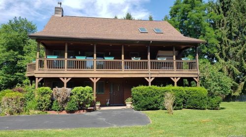 29 Horseshoe Lake Rd, Kauneonga Lake NY  exterior