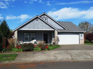 5703 Carly Ct, Olympia, WA 98501-8436