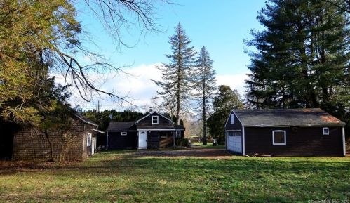 59 Filley St, Bloomfield, CT 06002-1804
