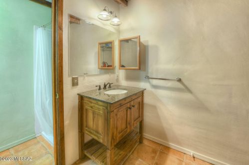 520 4th Ave, Tucson AZ  85705-8450 exterior