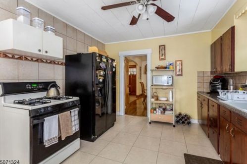 47 Maitland Ave, Paterson NJ  07502-2621 exterior