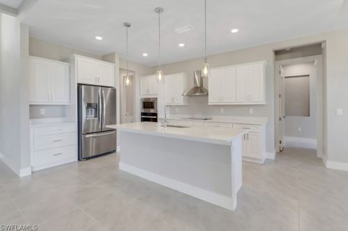 2721 11th Ave, Cape Coral, FL 33914-4118