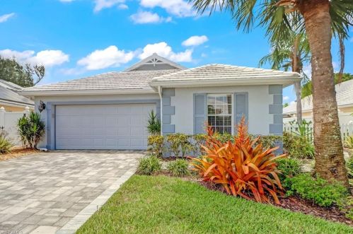 1335 Old Oak Ln, Naples, FL 34110-4125