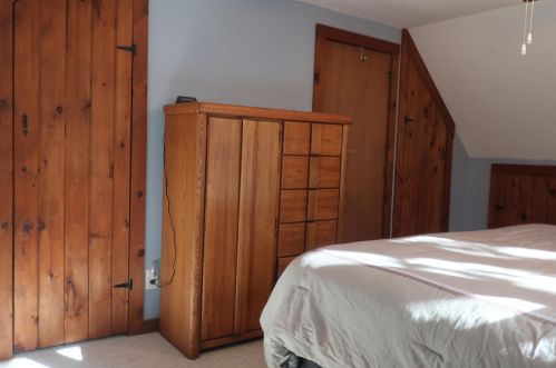 73 Sandwich Rd, Mashpee MA 02649-2222 exterior