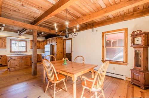 34 Cedar Hill Ln, Colchester CT  06420-4007 exterior