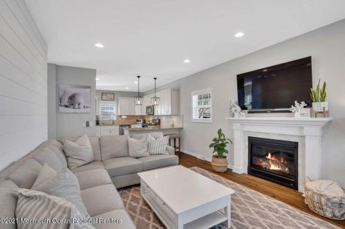 2903 Harrison St, Belmar NJ 07719-4307 exterior