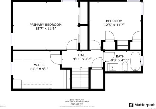 5 Victoria Rd, Babylon NY  11703-1406 exterior