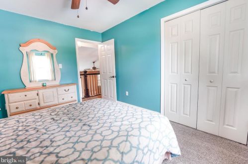 13439 Princedale Dr, Woodbridge VA  22193-3911 exterior