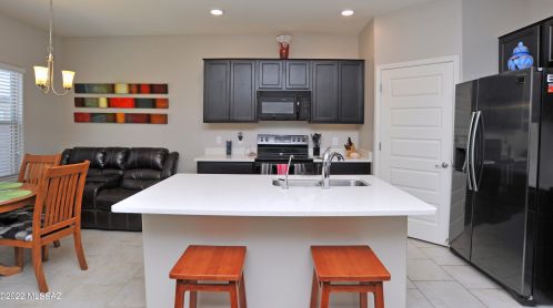 6223 Water Fountain Dr, Tucson, AZ 85706-7952
