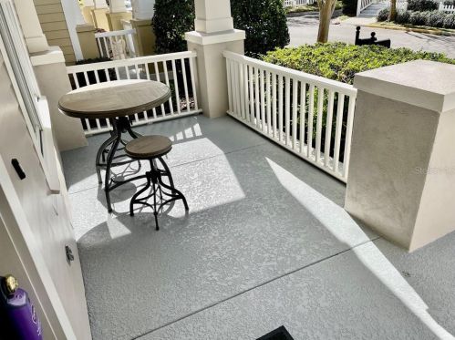 807 Lake Evalyn Dr, Kissimmee FL 34747-4804 exterior