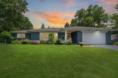 5901 Donjoy Dr, Cincinnati, OH 45242-7507
