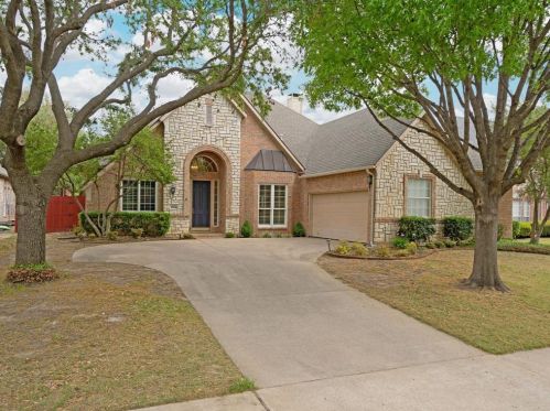 2804 Lake Breeze Ln, Lewisville, TX 75022-4390