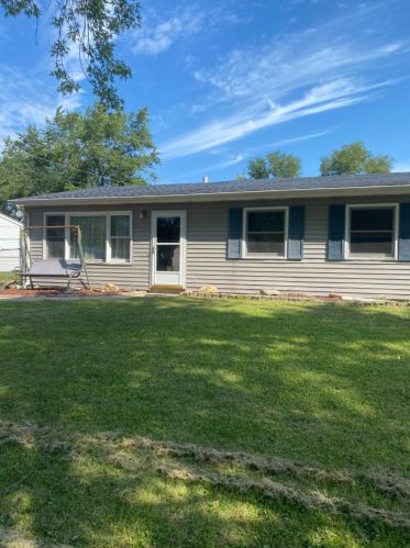 361 Lahonda Dr, Valpo, IN 46385-8712