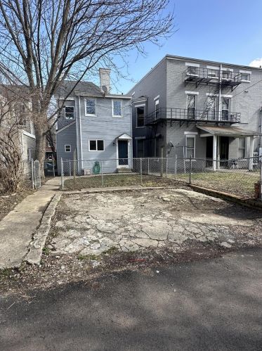 1411 Russell St, Covington, KY 41011-3356