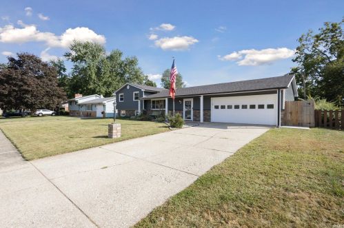 2609 Hampton Rd, Mishawaka, IN 46544-6133