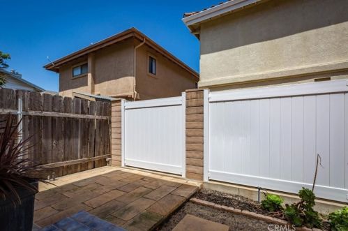 884 Longbranch Ave, Pismo Beach CA  93433-2402 exterior