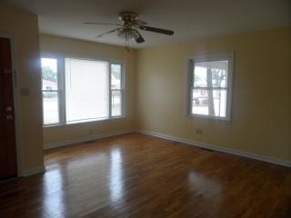 2117 Biltmore Dr, Fayetteville NC  28304-5810 exterior