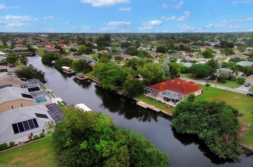 3314 1st Pl, Cape Coral FL  33914-3100 exterior