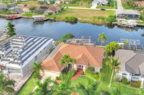 2601 37th St, Cape Coral, FL 33914-2814