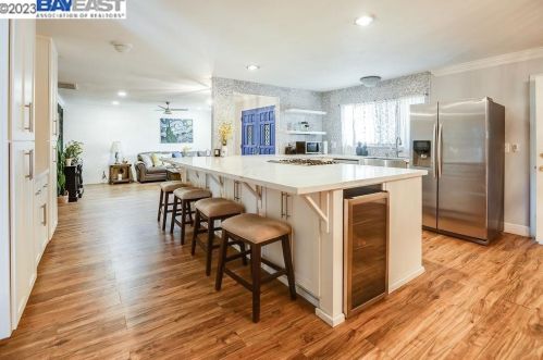 1617 Dulwich Dr, Modesto CA  95358-1021 exterior