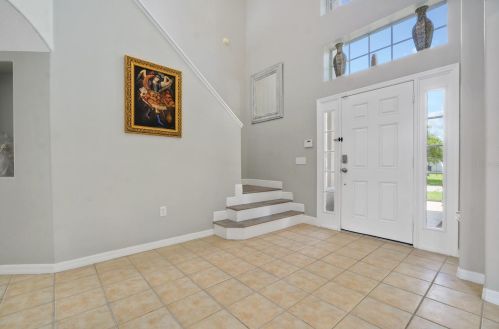 138 Southampton Dr, Kissimmee, FL 34744-8542