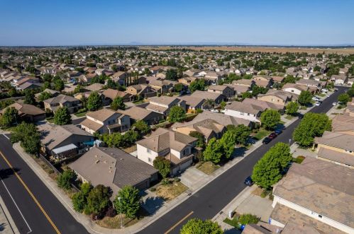 10040 Wild Orchid Way, Elk Grove CA  95757-4345 exterior