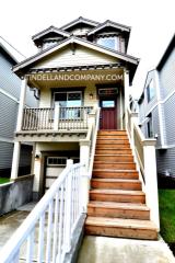 9041 Tyler Ave, Portland OR  97203-2351 exterior