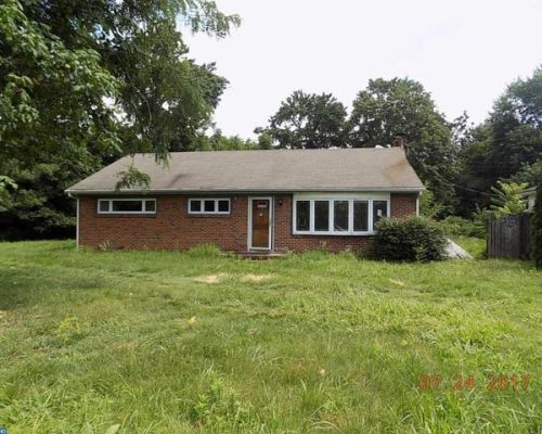 574 Deptford Ave, West Deptford, NJ 08093-2236