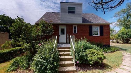 140 Lawrence Ave, Pittsburgh, PA 15238-2714