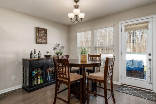 312 Isaac Tharp St, Pataskala OH 43062 exterior