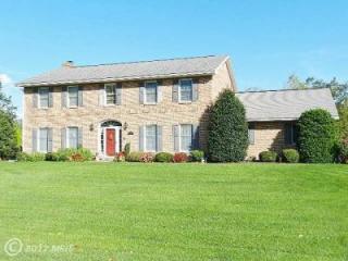3346 Saint Andrews Dr, Chambersburg, PA 17202-8156