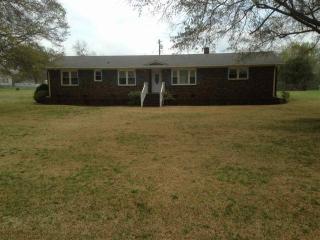 2301 Gentry Rd, Starr, SC 29684-9254