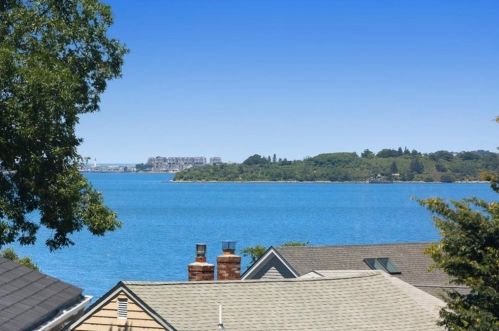 59 Kimball Beach Rd, Hingham, MA 02043-1145