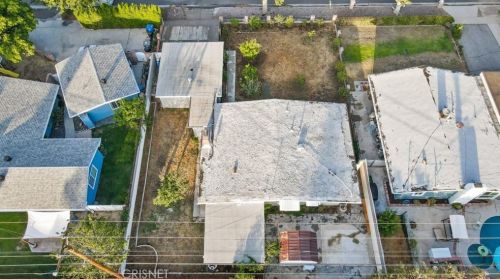 27325 Santa Clarita Rd, Santa Clarita CA  91350-1317 exterior