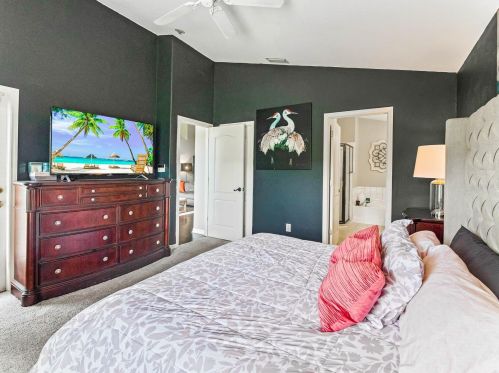 19018 Fishermans Bend Dr, Lutz FL  33558-9753 exterior