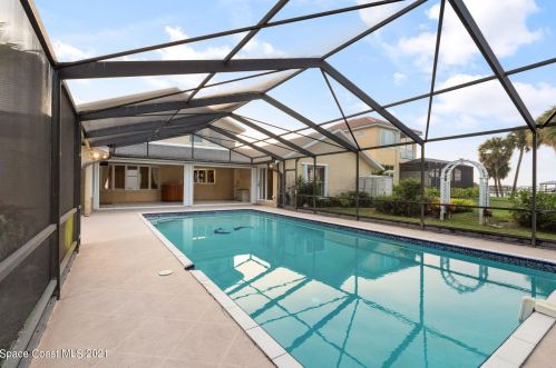 3616 Indian Riv Dr, Cocoa FL 32926-8705 exterior