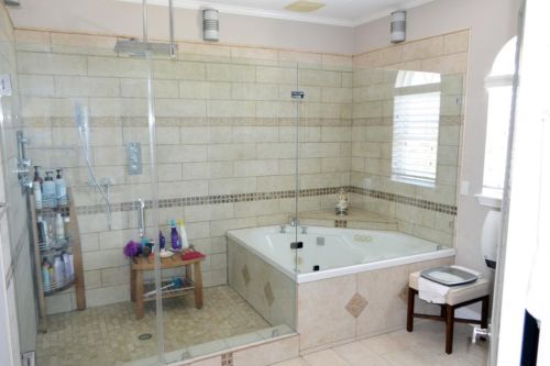 534 Paradise, Galveston TX  77554-6189 exterior