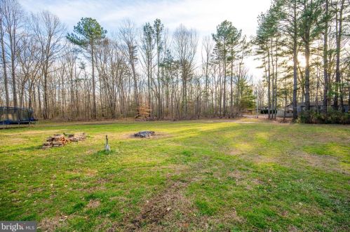 10629 Catharpin Rd, Spotsylvania VA 22551-4505 exterior