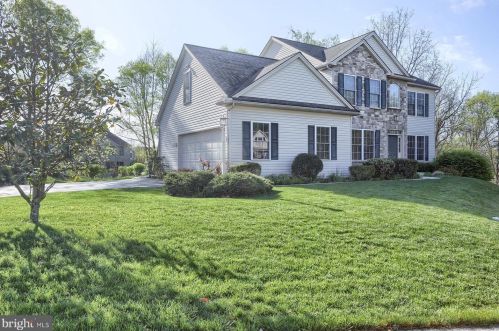 6211 Crofton Ct, Navy Sup Dpt, PA 17050-7314