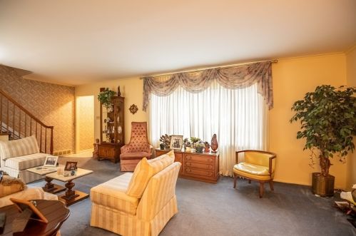 956 Mayfield Rd, Hermitage PA  16150-1846 exterior